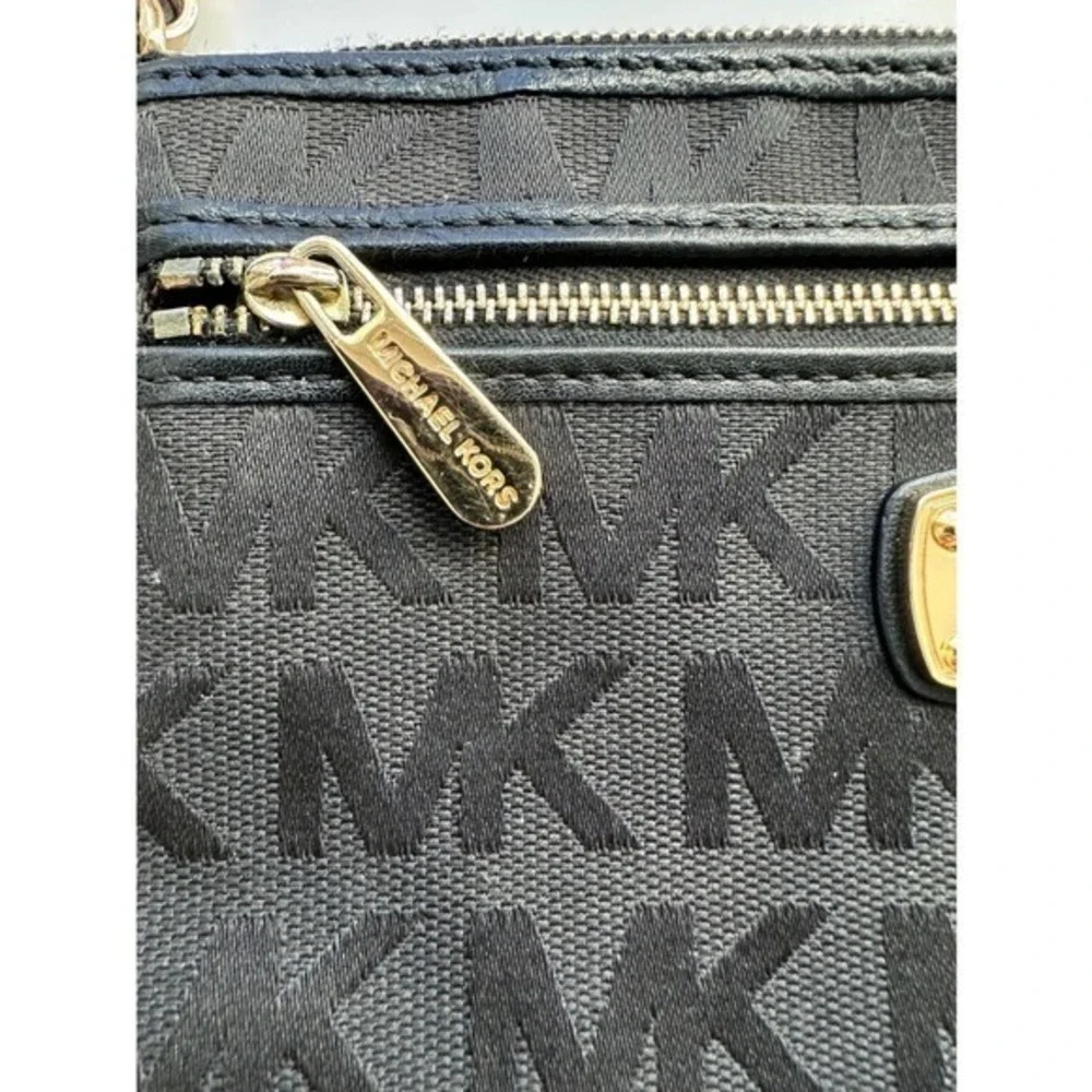 Michael Kors MK Signature Wristlet Black Gold Zip Clutch‎ Pouch PVC